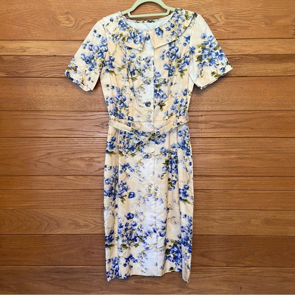 Vintage 1960s peach blue floral button front dress with belt - Picture 1 of 5